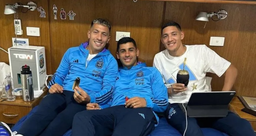 La cábala del Cuti Romero: qué es el palo santo y para qué sirve el ritual que acompaña a la Selección argentina